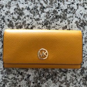Michael Kors Fulton wallet